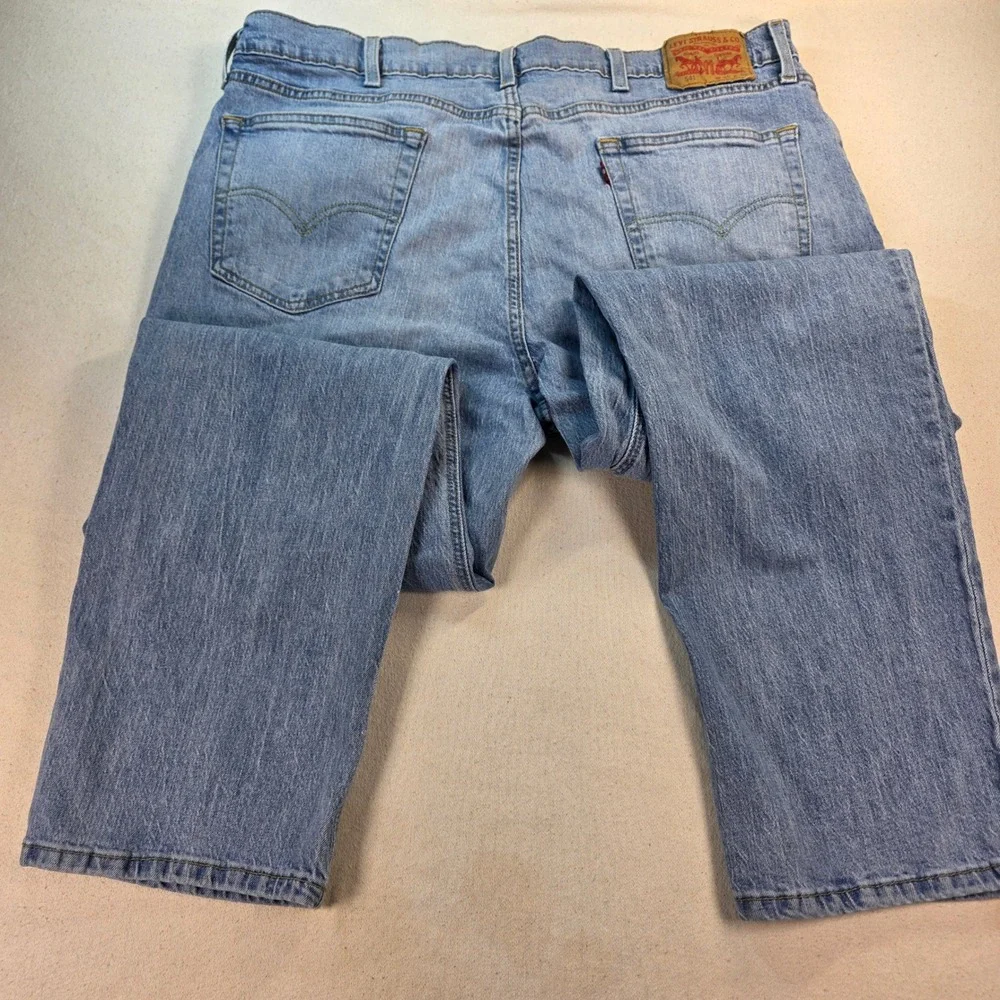 Levis 541 Athletic Taper Jeans Mens 40x32 Light Wash Denim 18181-0667